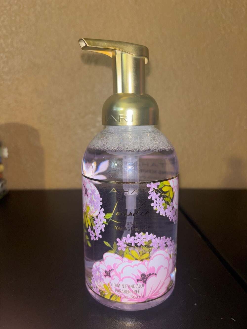 Tahari Lavender Foaming Hand Soap